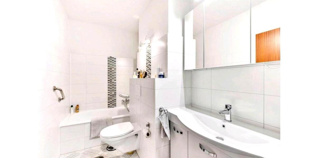 Reihenhaus Reinfeld (Holstein) - 5.5 Zimmer, 168 m&sup2;, 1.900&euro; | Angebot:26047235