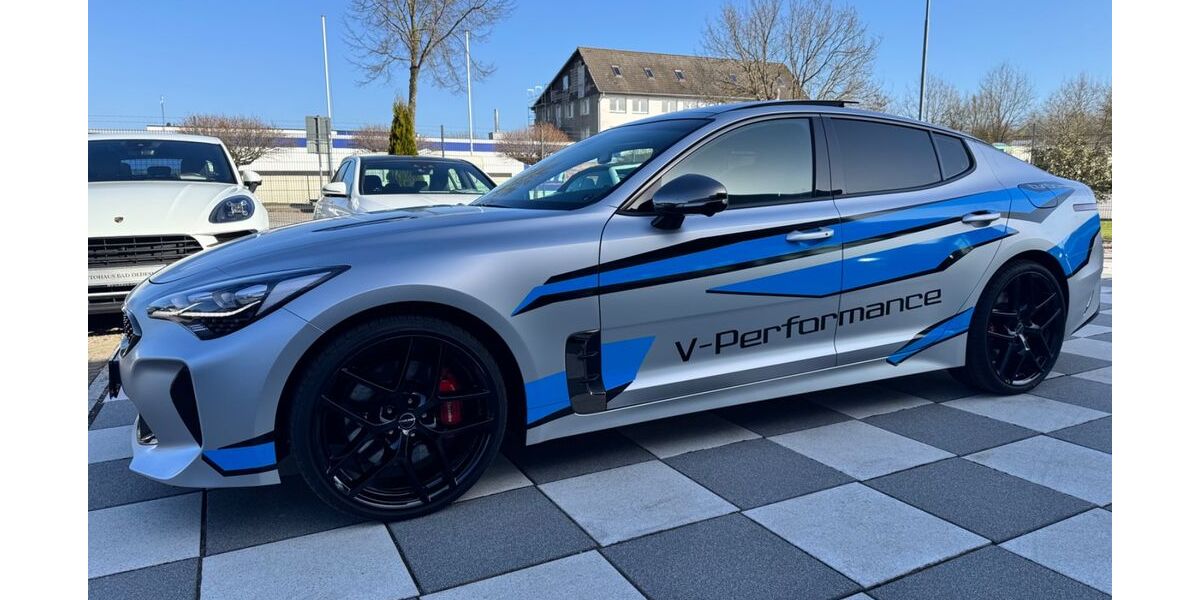 Kia Stinger 39.900 km 46.888 &euro; Bad Oldesloe 23843