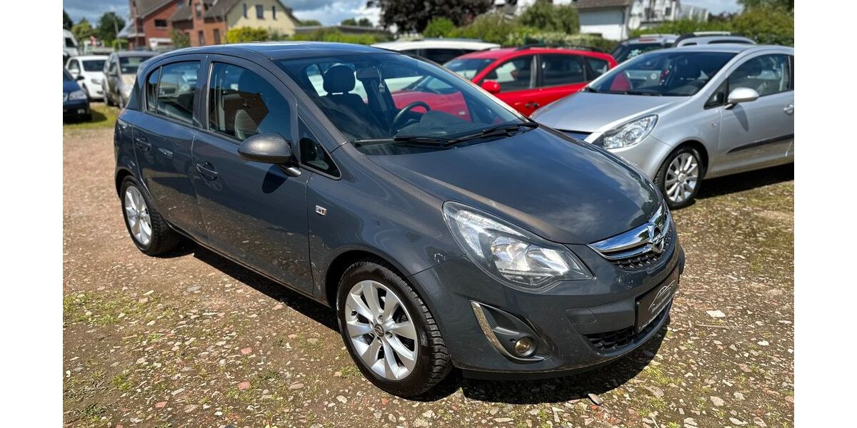 Opel Corsa 60.229 km 8.214 &euro; Ahrensbök 23623