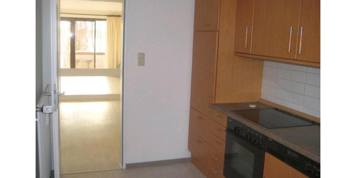 Etagenwohnung Ratzeburg - 2 Zimmer, 84 m&sup2;, 1.220&euro; | Angebot:26301903