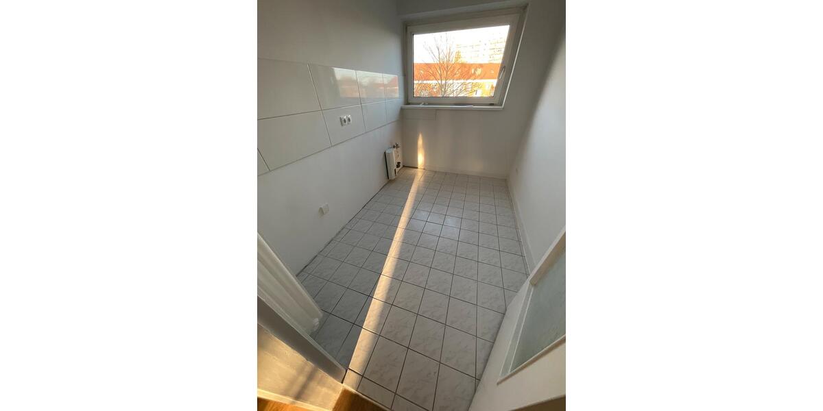 Etagenwohnung Lübeck Sankt Lorenz Nord - 2 Zimmer, 49 m&sup2;, 519&euro; | Angebot:26680778