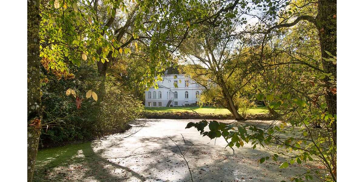 Einfamilienhaus Mönkhagen - 20 Zimmer, 695 m&sup2;, 1.950.000&euro; | Angebot:27082971