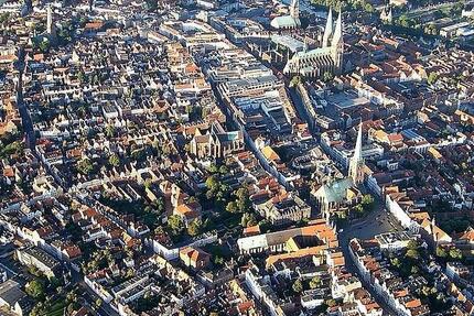 Wohnung Lübeck Innenstadt - 3 Zimmer, 110 m&sup2;, 6.000&euro; | Angebot:25146540