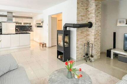 Haus Lübeck Kücknitz - 7 Zimmer, 132 m&sup2;, 949.000&euro; | Angebot:26487035