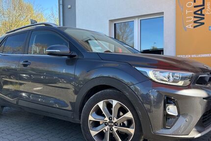 Kia Stonic 16.177 km 18.885 &euro; Stockelsdorf bei Lübeck 23617