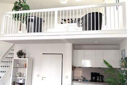 Erste Reihe moderne Studiowohnung über 2 Ebenen 2 zimmer
