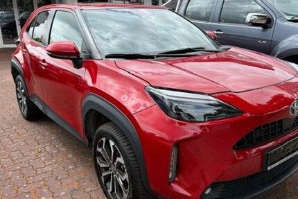 Toyota Yaris Cross 10.356 km 24.900 &euro; Mölln 23879