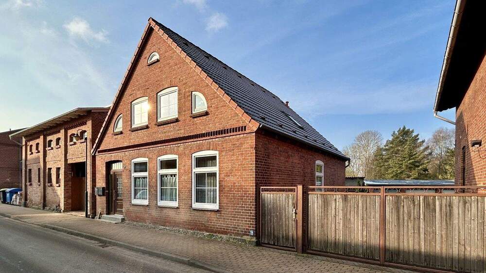 Einfamilienhaus Schönberg - 5 Zimmer, 108 m&sup2;, 196.000&euro; | Angebot:25198180