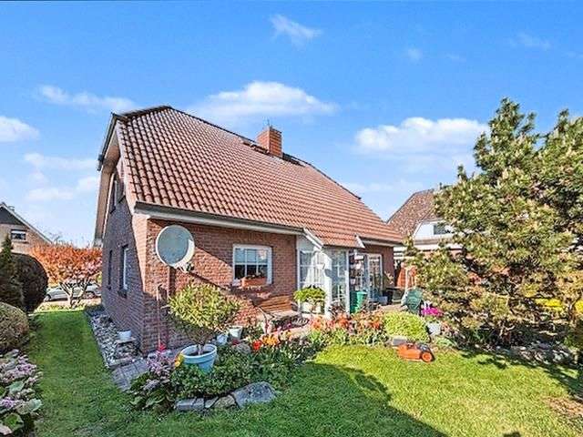 Einfamilienhaus Ahrensbök - 5 Zimmer, 132 m&sup2;, 399.000&euro; | Angebot:26764845