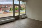Sanierter Gewerbe Raum mit großer Fensterfront!