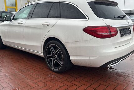 Mercedes-Benz C 250 268.000 km 12.200 &euro; Lübeck 23560