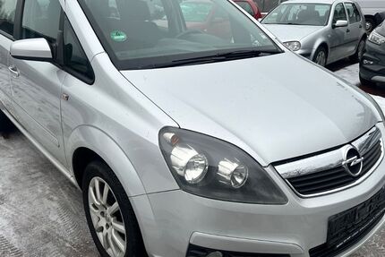 Opel Zafira 211.200 km 3.100 &euro; Lübeck 23560
