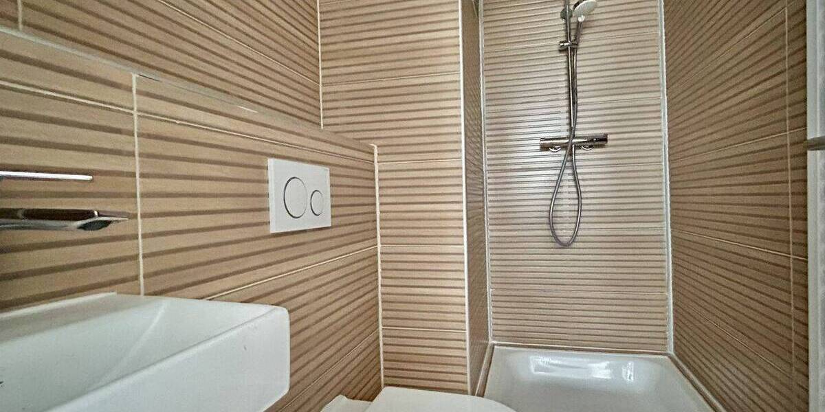 Reihenmittelhaus Lübeck Innenstadt - 5 Zimmer, 127 m&sup2;, 445.000&euro; | Angebot:26434031