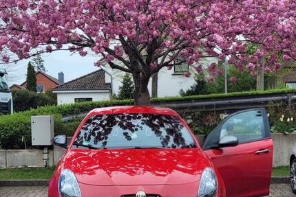Alfa Romeo Giulietta 109.000 km 12.100 &euro; Mölln 23879
