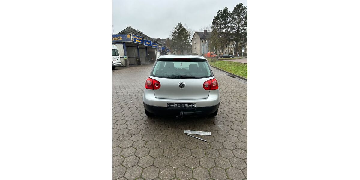 VW Golf 189.000 km 2.400 &euro; Lübeck 23558