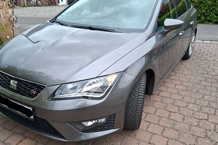 Seat Leon 145.000 km 11.200 € Lübeck 23564