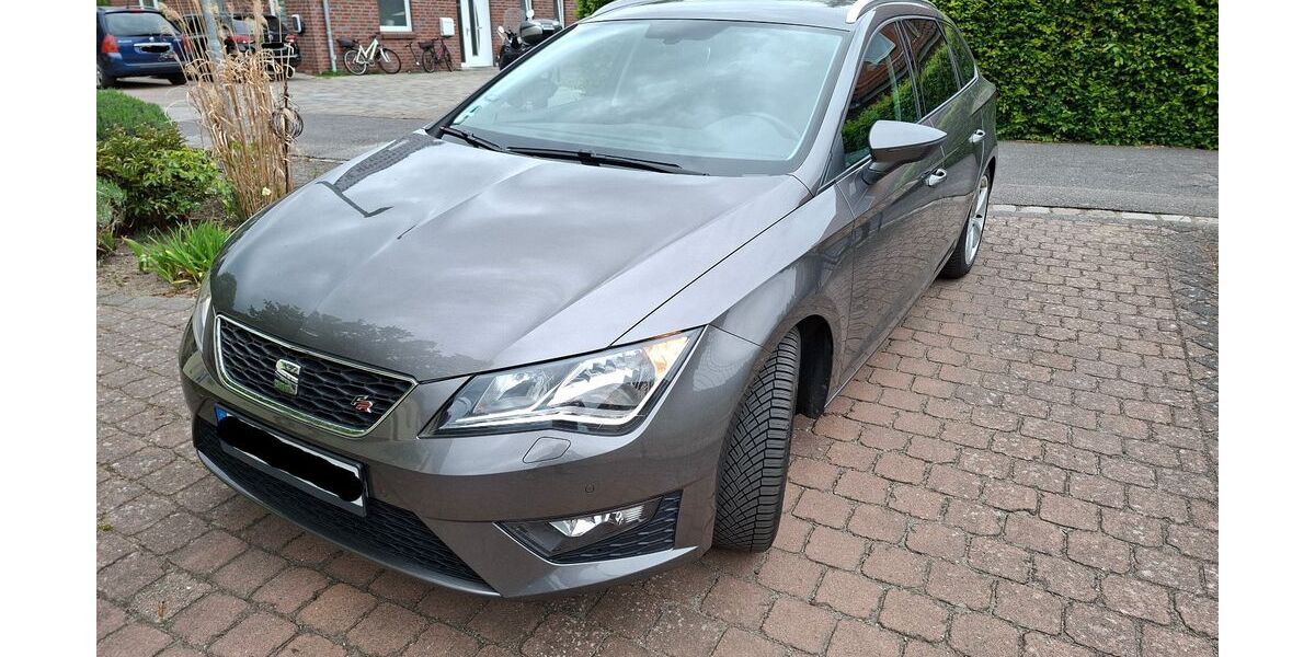 Seat Leon 145.000 km 11.200 € Lübeck 23564
