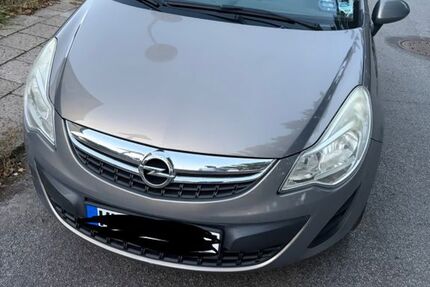 Opel Corsa 62.700 km 3.200 &euro; Lübeck 23556
