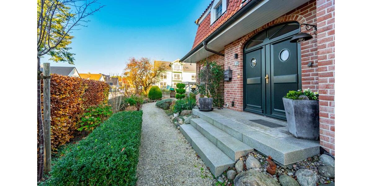 Einfamilienhaus Timmendorfer Strand - 6 Zimmer, 220 m&sup2;, 3.600&euro; | Angebot:24817789