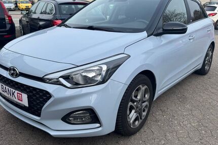 Hyundai i20 40.500 km 12.990 &euro; Lübeck 23556