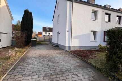 Haus Stockelsdorf - 3 Zimmer, 87 m&sup2;, 355.000&euro; | Angebot:25354283