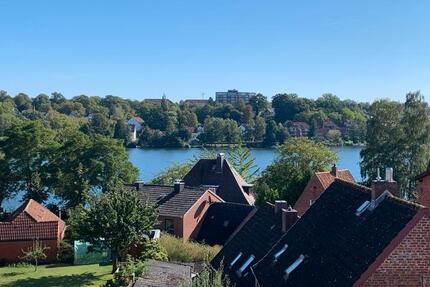 Haus Ratzeburg - 5 Zimmer, 128 m&sup2;, 1.200&euro; | Angebot:25219571