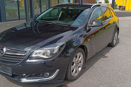 Opel Insignia 171.000 km 5.499 &euro; Lübeck 23560