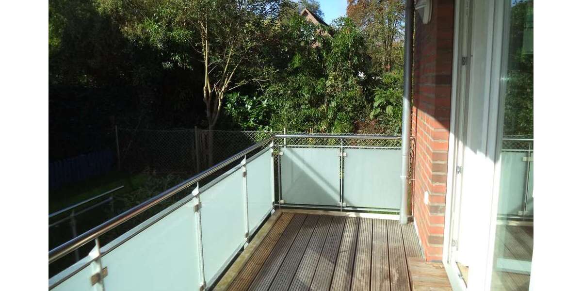 Etagenwohnung Reinfeld Voßfelde - 3 Zimmer, 85 m&sup2;, 1.300&euro; | Angebot:26843600