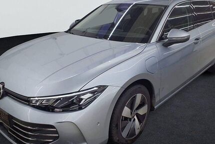 VW Passat Variant 19.990 km 35.990 &euro; Bad Segeberg 23795