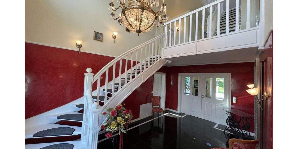 Exkl. Energiesparhaus in hochwertiger Bauweise mit traumhaften Ausblick, in ruhiger zentraler Lage 7 zimmer