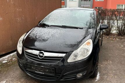 Opel Corsa 135.300 km 2.300 &euro; Lübeck 23569