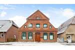 Mehrfamilienhaus, Wohnhaus Schönberg - 7 Zimmer, 146 m&sup2;, 255.000&euro; | Angebot:25684263