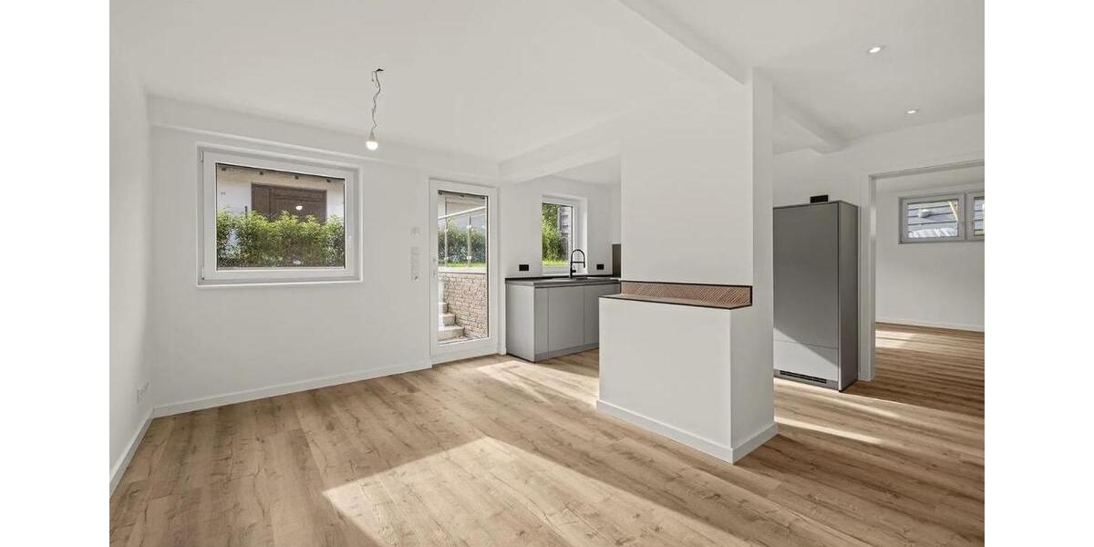 Etagenwohnung Scharbeutz - 2.5 Zimmer, 99 m&sup2;, 1.500&euro; | Angebot:24874300