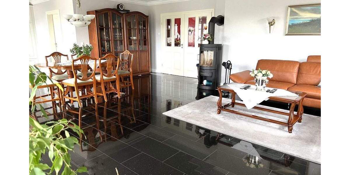 Exkl. Energiesparhaus in hochwertiger Bauweise mit traumhaften Ausblick, in ruhiger zentraler Lage 7 zimmer