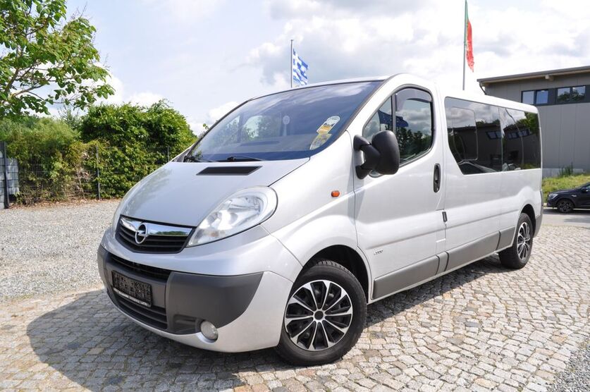 Opel Vivaro 277.000 km 6.980 € Ahrensbök 23623