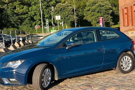 Seat Leon 125.000 km 8.900 &euro; Lübeck 23560