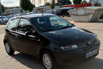 Fiat Punto 74.000 km 5.200 &euro; Lasbek 23847