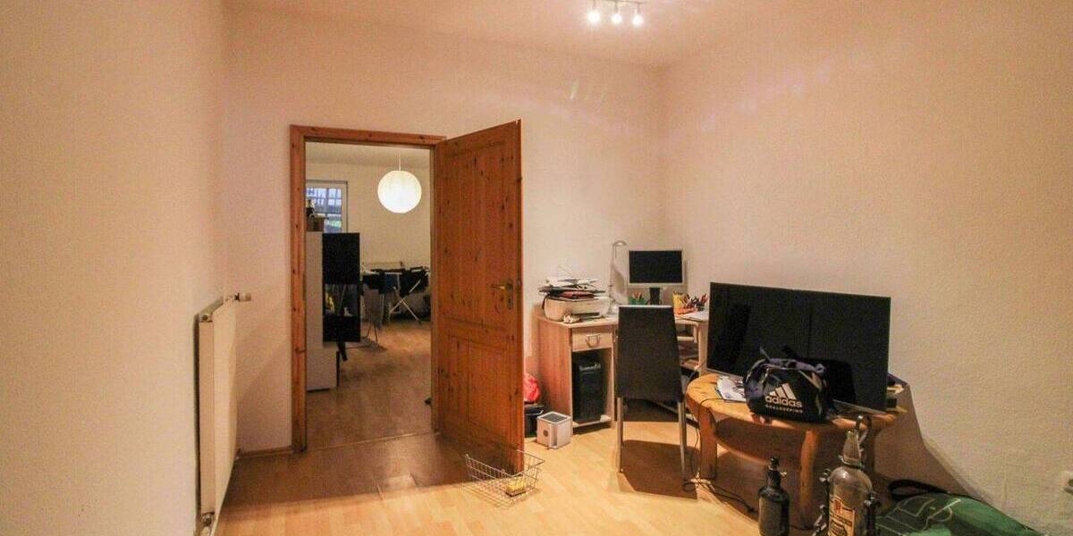 Mehrfamilienhaus, Wohnhaus Fahrenkrug - 9 Zimmer, 274 m&sup2;, 334.000&euro; | Angebot:26834352
