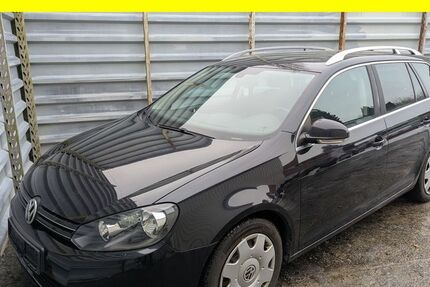 VW Golf 367.750 km 2.850 &euro; Lübeck 23556