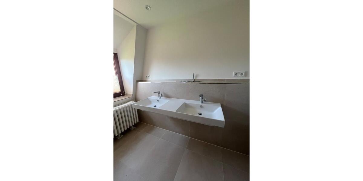 Einfamilienhaus Neustadt in Holstein - 5 Zimmer, 184 m&sup2;, 2.650&euro; | Angebot:26434020