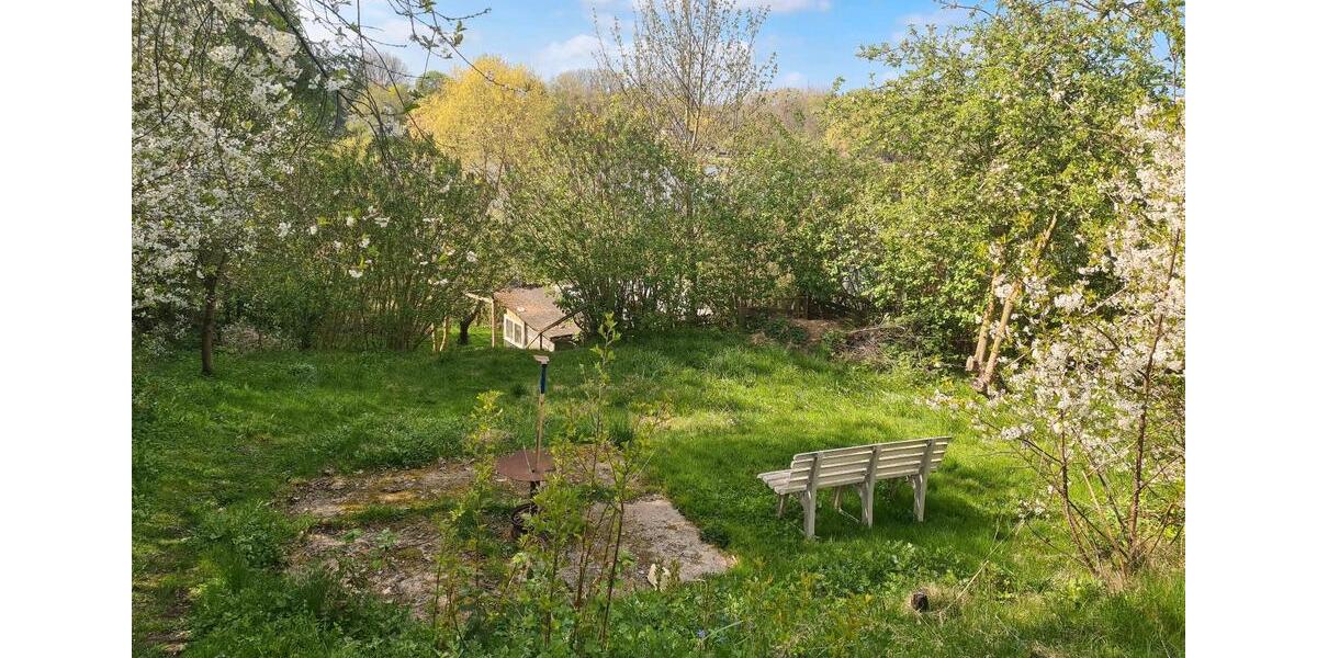 Dachgeschoßwohnung Lüdersdorf - 3 Zimmer, 70 m&sup2;, 1.095&euro; | Angebot:26326840