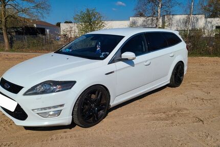 Ford Mondeo 247.000 km 4.750 &euro; Lübeck 23560