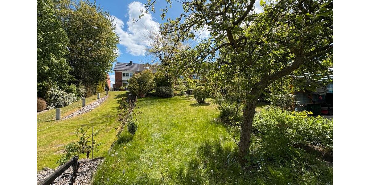 Reihenhaus Bad Schwartau - 5 Zimmer, 71 m&sup2;, 320.000&euro; | Angebot:26689576