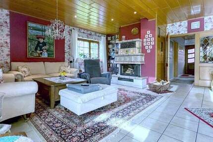 Hochwertiges Wohnhaus mit zusätzlicher Wohneinheit im Gewerbegebiet von Bad Schwartau 1 zimmer