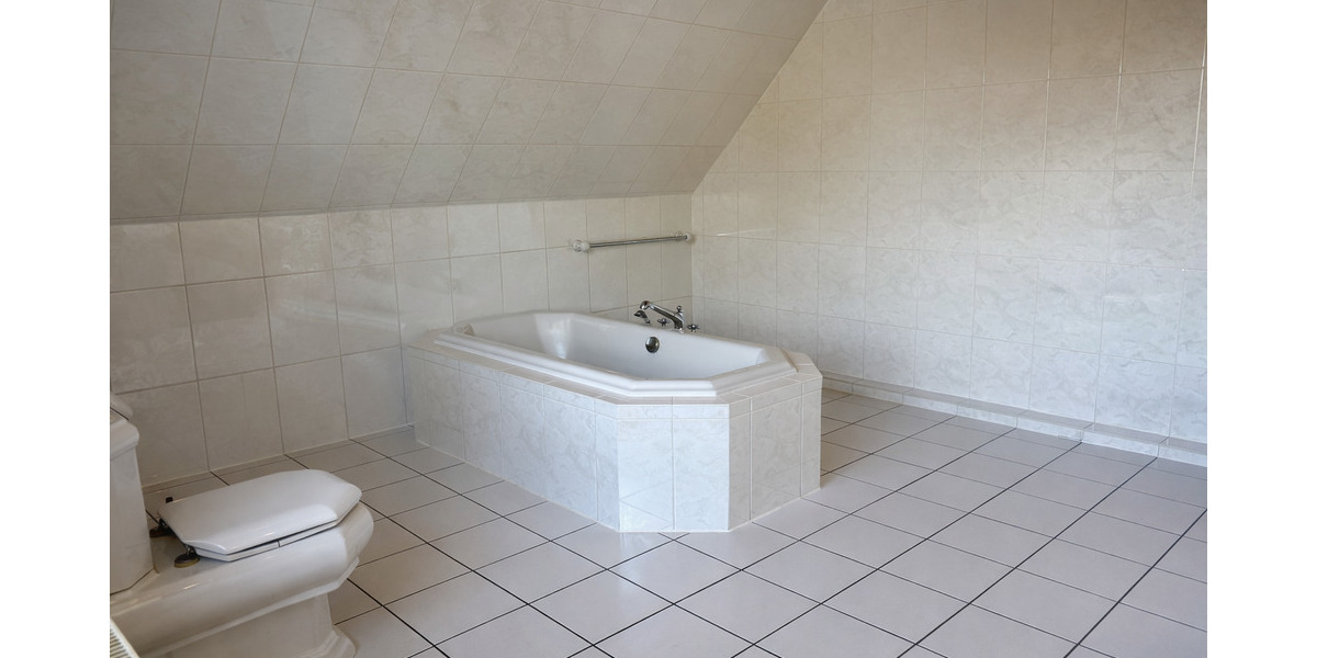 Einfamilienhaus Stockelsdorf - 4 Zimmer, 230 m&sup2;, 895.000&euro; | Angebot:25880613