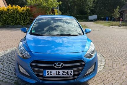 Hyundai i30 180.000 km 7.999 &euro; Lübeck 23564