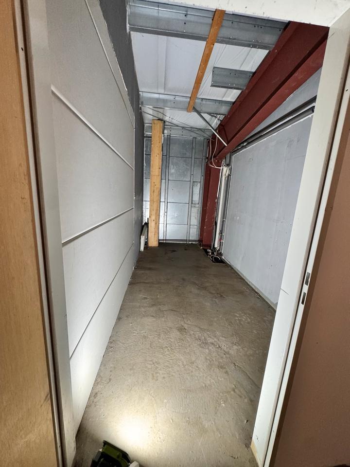 Beheizter Storage, Lagerraum, Lagerabteil, Abstellraum, Lagerbox