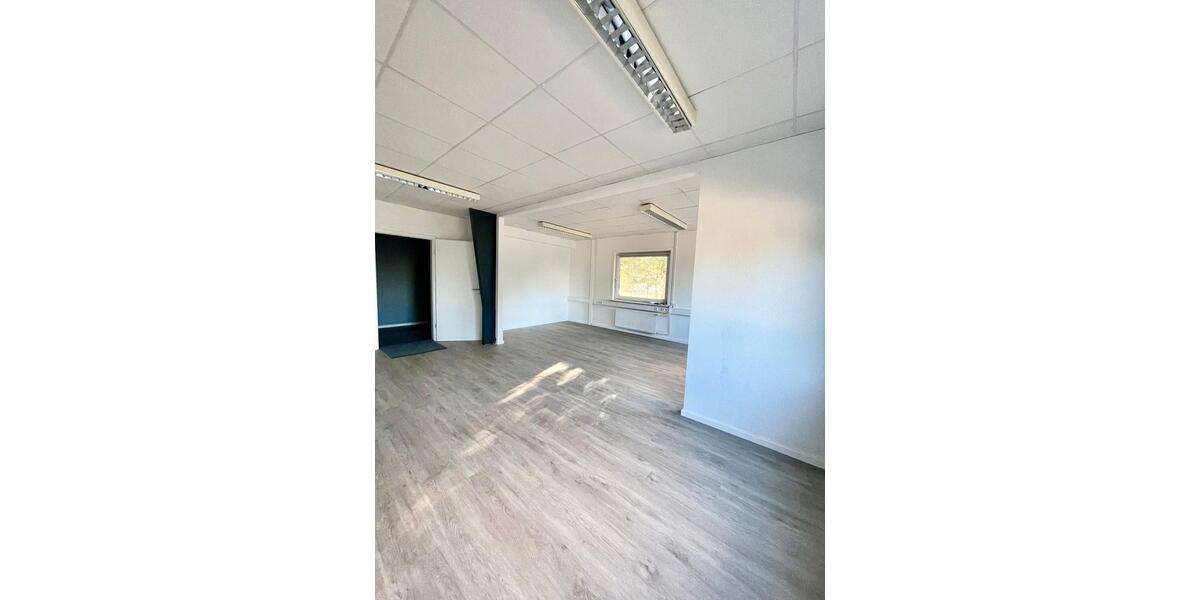 Gewerbeobjekt Lüdersdorf - 651&euro; | Angebot:26350878