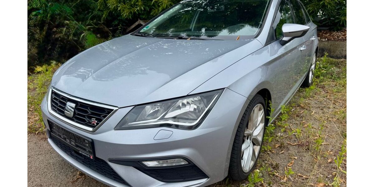 Seat Leon 191.000 km 10.490 &euro; Lübeck 23554