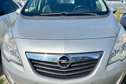 Opel Meriva 321.286 km 2.700 € Lübeck 23568